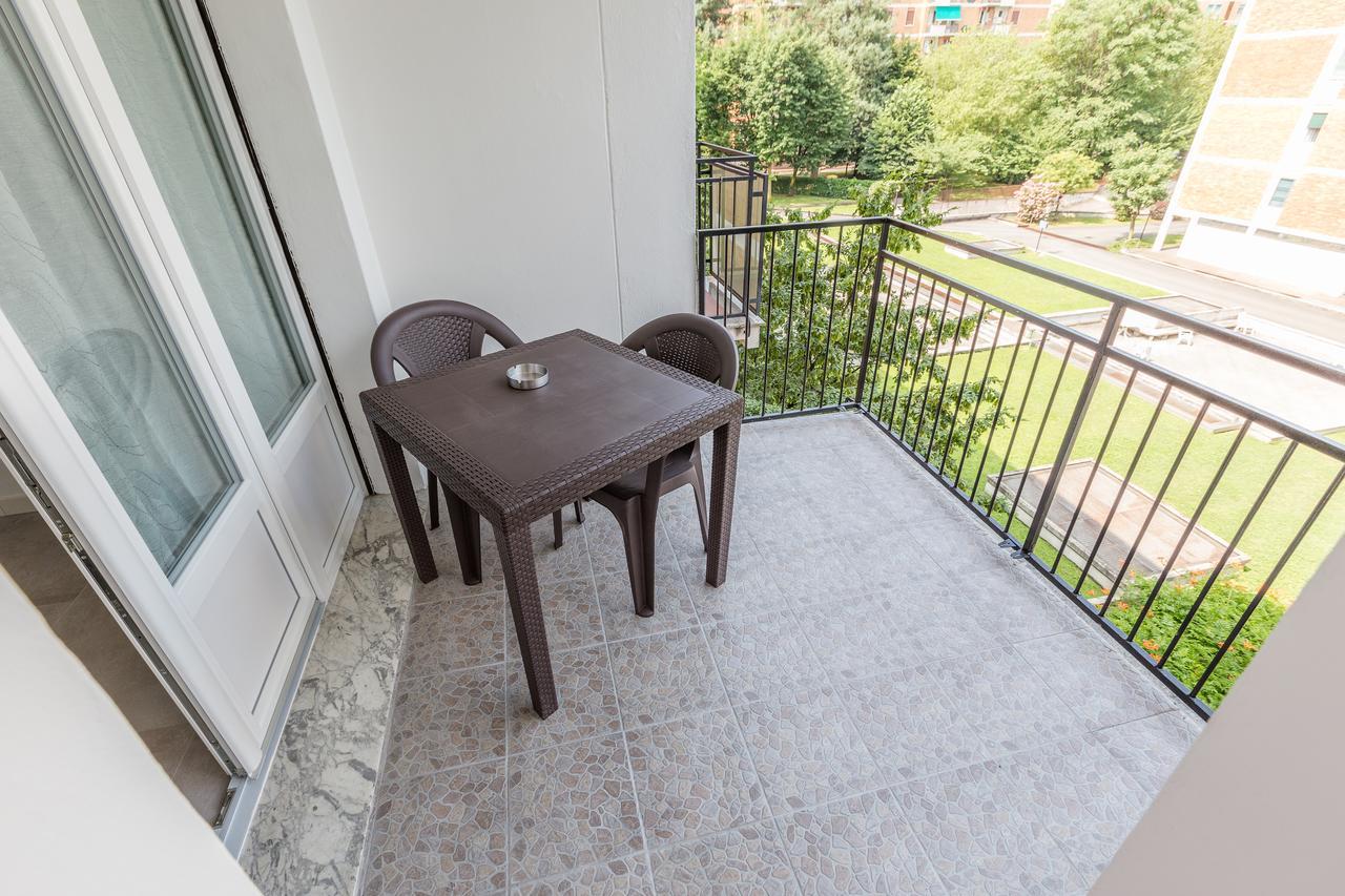 Apartamento Milano Business Balcony Flat Exterior foto
